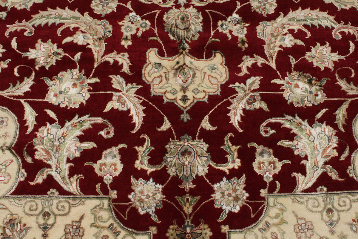 8x10 Red and Ivory Turkish Silk Rug