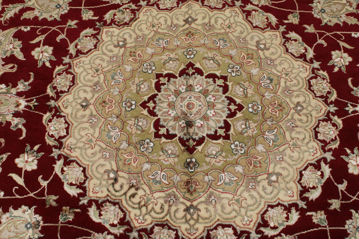 8x10 Red and Ivory Turkish Silk Rug