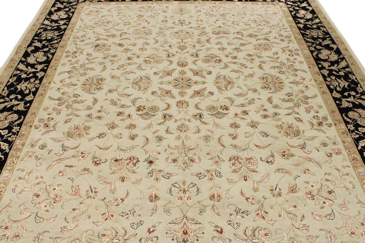 8x10 Black and Ivory Turkish Silk Rug