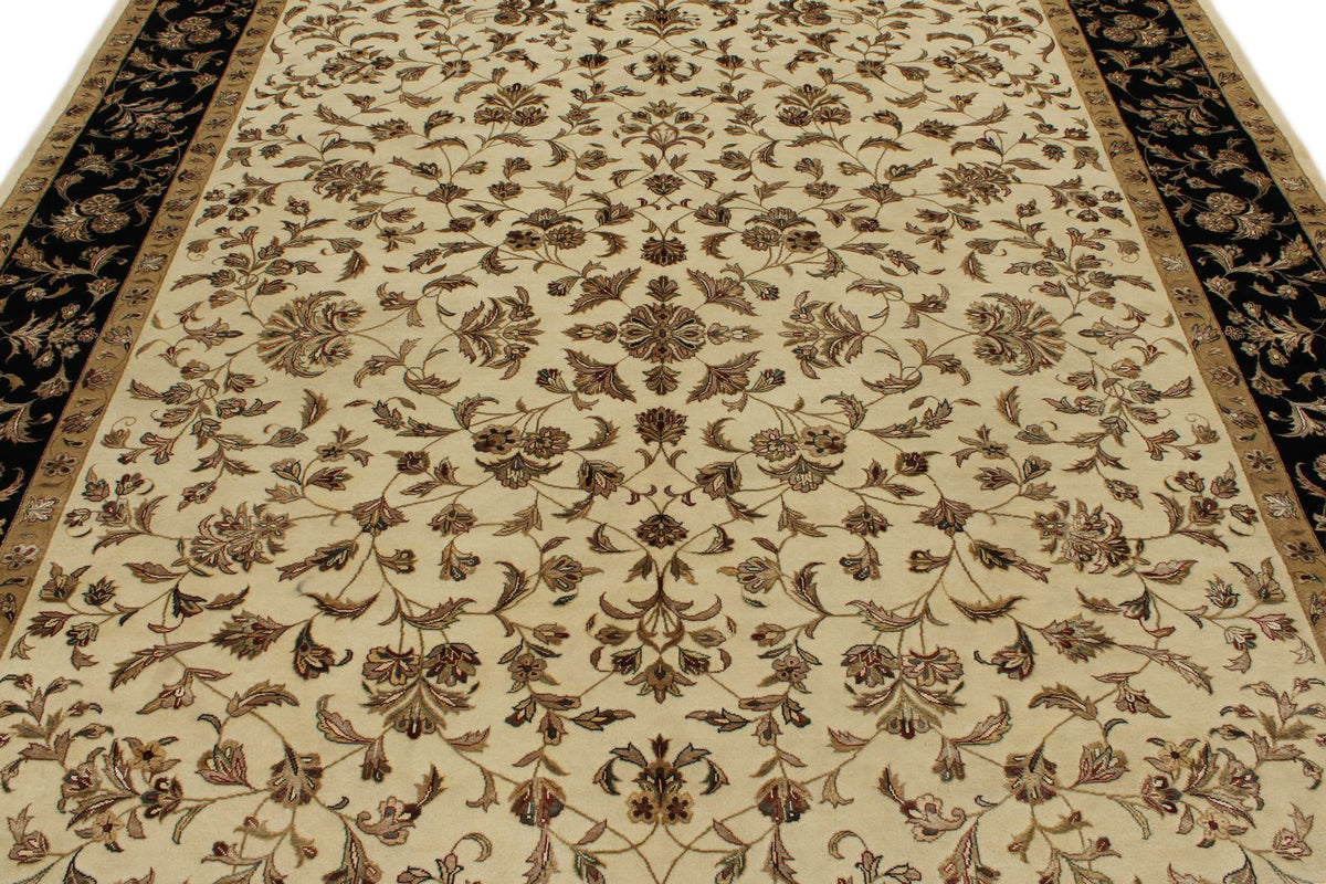 8x10 Black and Ivory Turkish Silk Rug