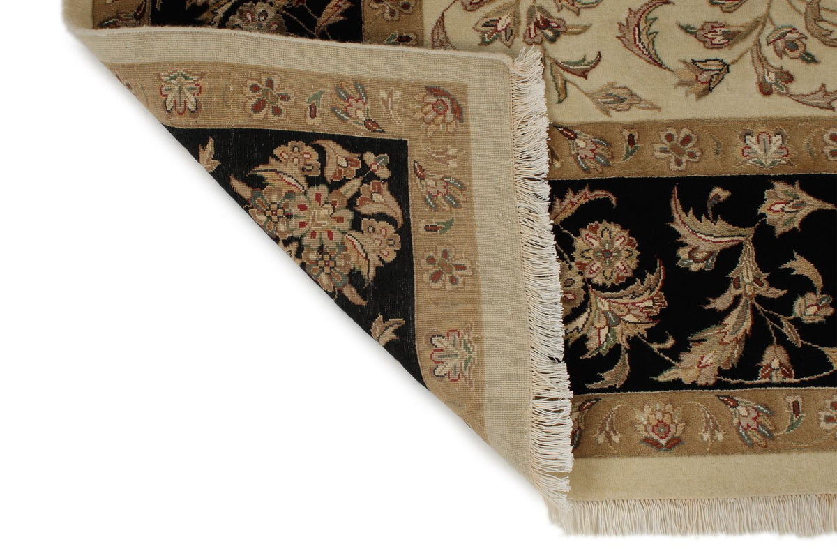 8x10 Black and Ivory Turkish Silk Rug