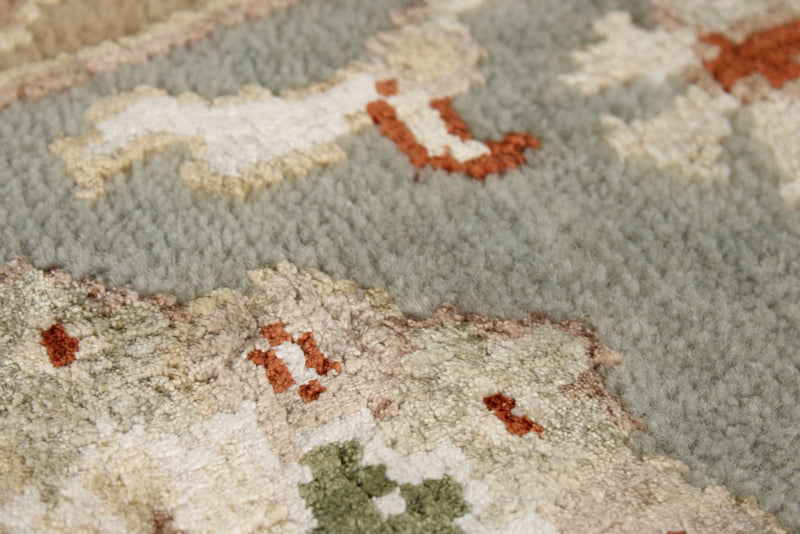5x7 Ivory and Light Blue  Turkish Silk Rug