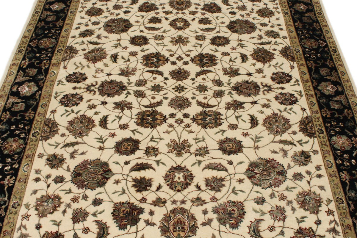 5x7 Ivory and Black Turkish Silk Rug