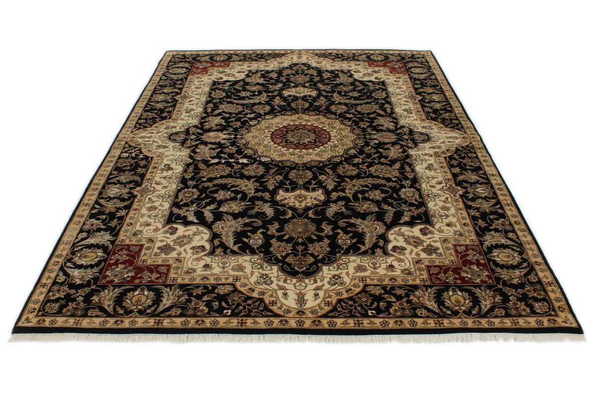 6x6 Black and Black Turkish Silk Rug