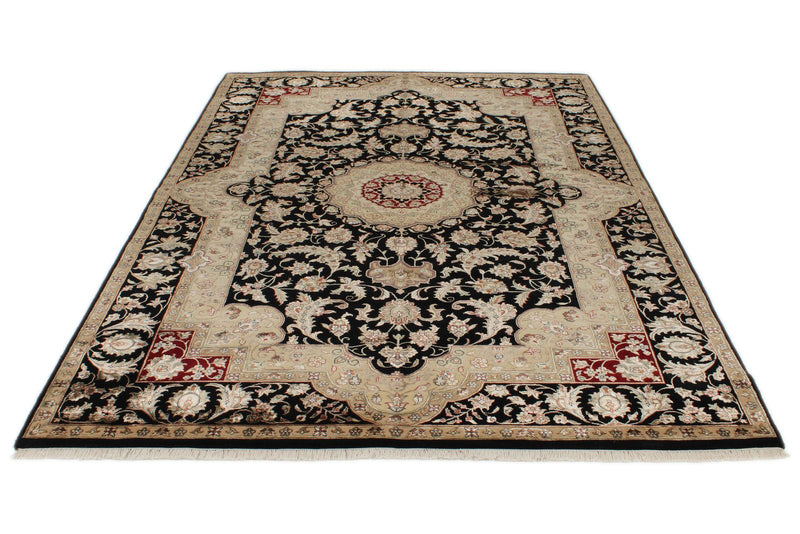 6x6 Black and Black Turkish Silk Rug