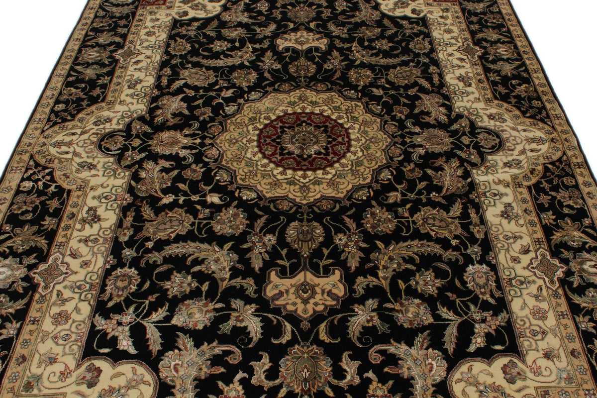 6x6 Black and Black Turkish Silk Rug