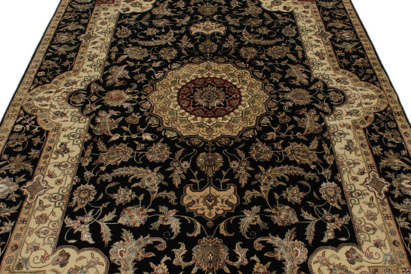 6x6 Black and Black Turkish Silk Rug