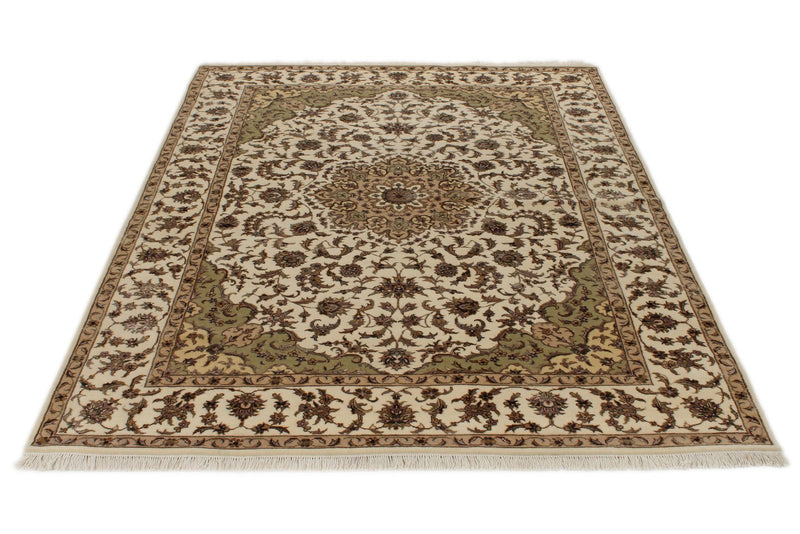 5x7 Ivory and Ivory Turkish Silk Rug