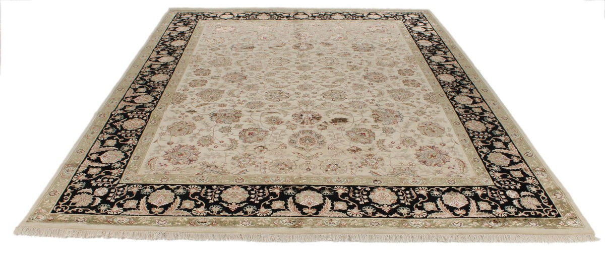 8x10 Ivory and Black Turkish Silk Rug