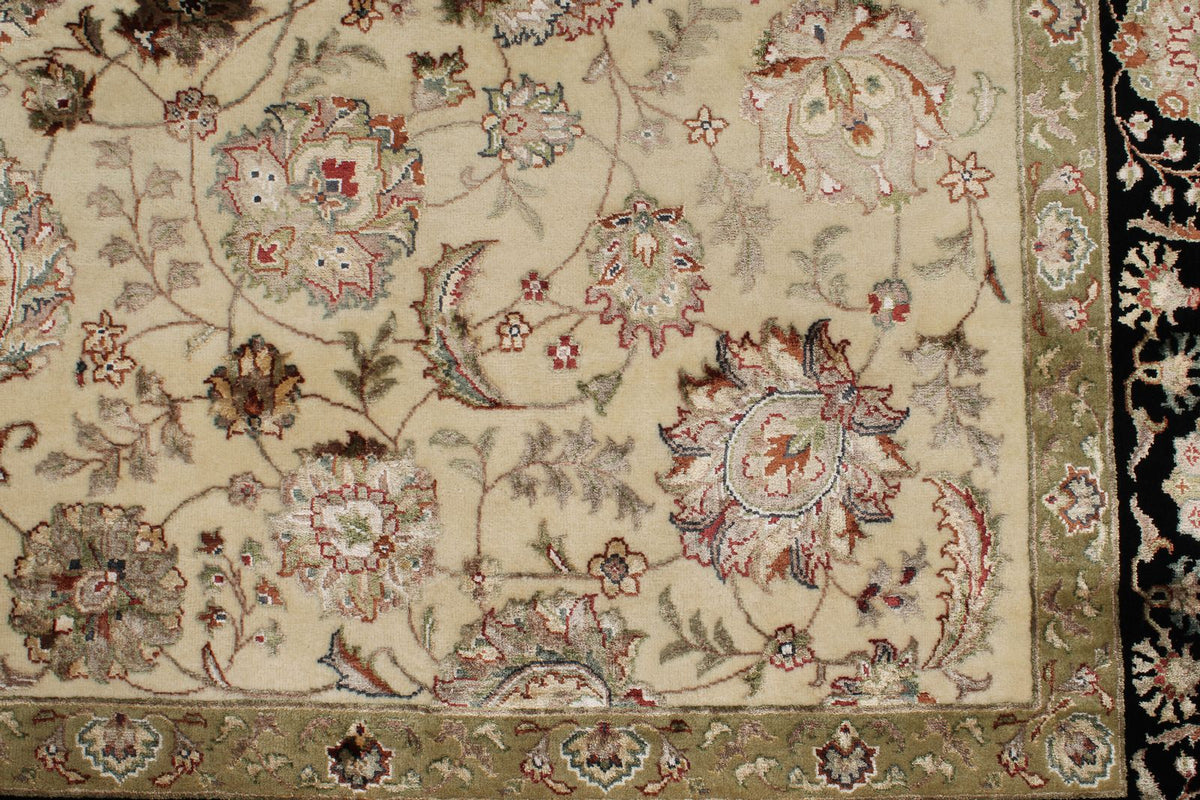 8x10 Ivory and Black Turkish Silk Rug