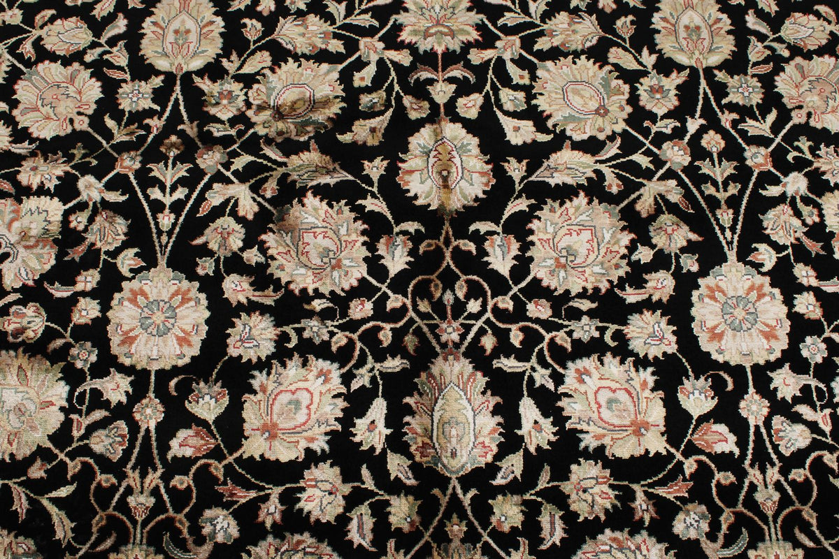 8x10 Black and Ivory Turkish Silk Rug
