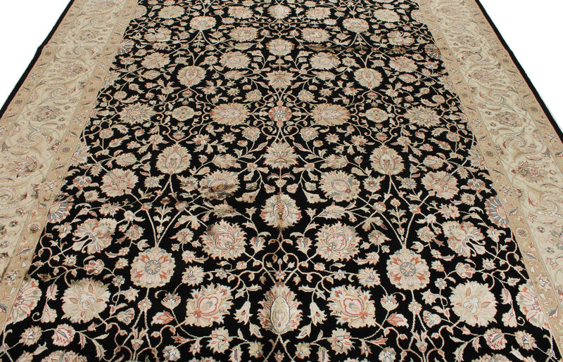 8x10 Black and Ivory Turkish Silk Rug