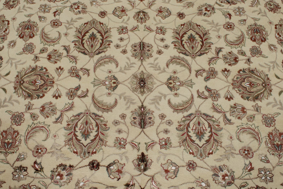 8x10 Ivory and Gold Turkish Silk Rug