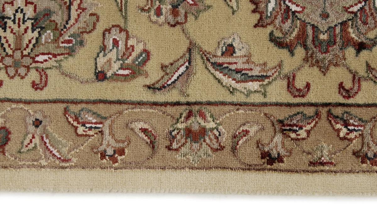 8x10 Ivory and Gold Turkish Silk Rug