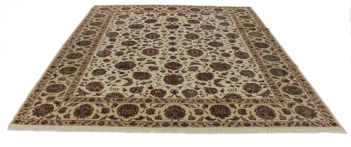 8x10 Ivory and Gold Turkish Silk Rug