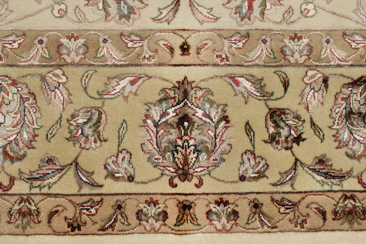 8x10 Ivory and Gold Turkish Silk Rug