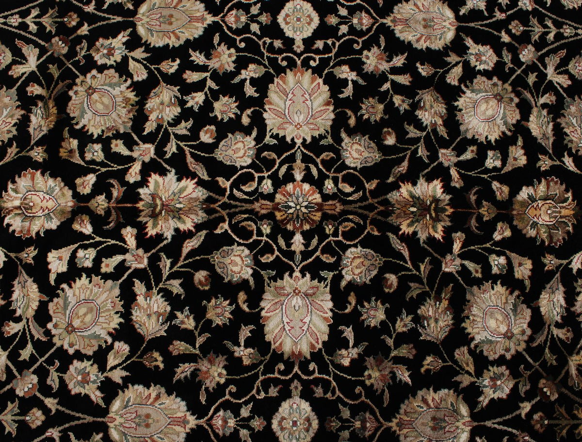 8x10 Black and Ivory Turkish Silk Rug