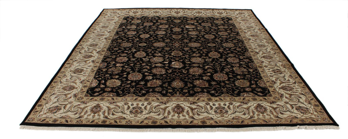 8x10 Black and Ivory Turkish Silk Rug