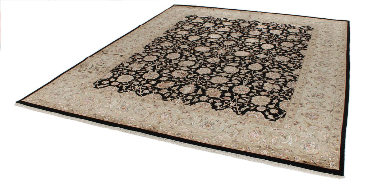 8x10 Black and Ivory Turkish Silk Rug