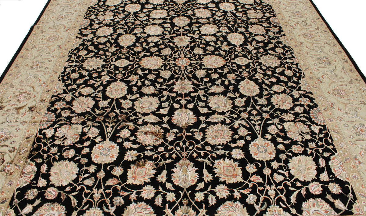 8x10 Black and Ivory Turkish Silk Rug