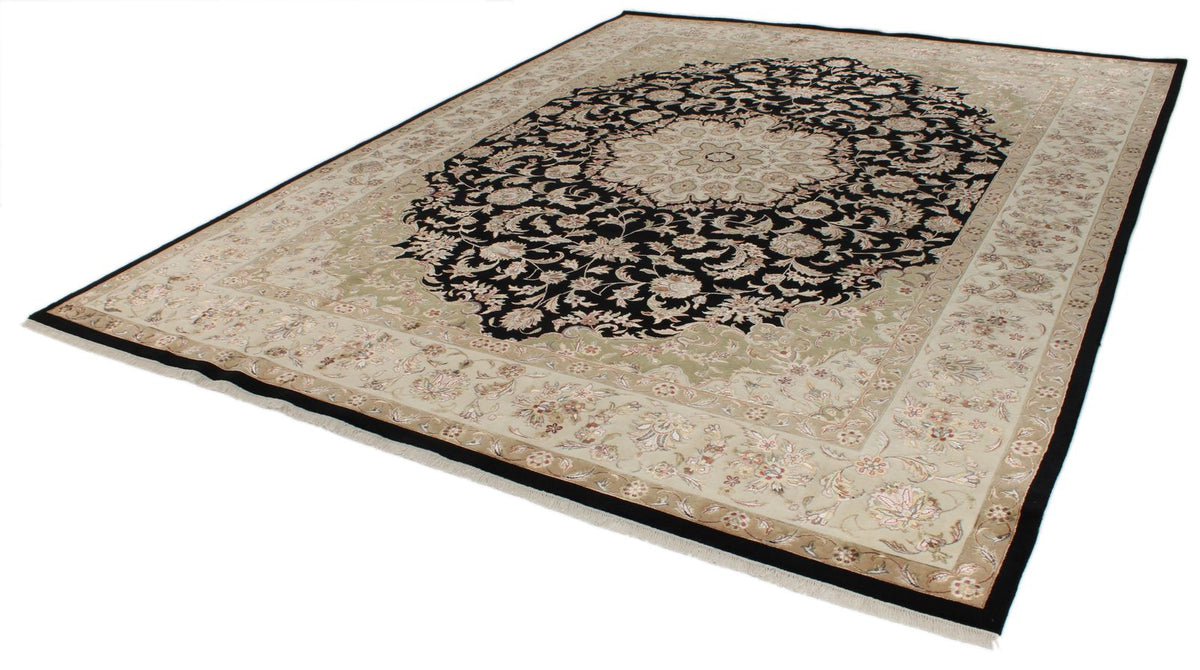 9x12 Black and Ivory Turkish Silk Rug