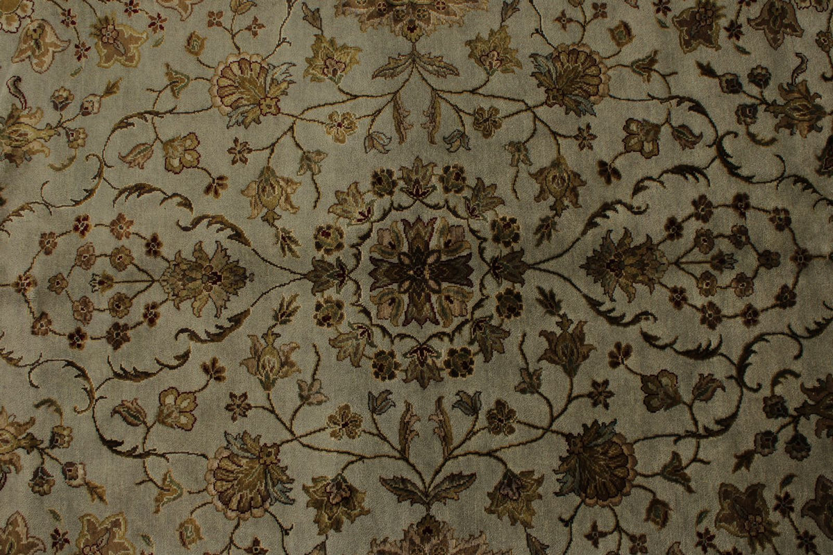 8x10 Gray and Ivory Turkish Silk Rug