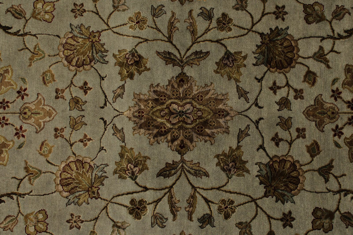 8x10 Gray and Ivory Turkish Silk Rug