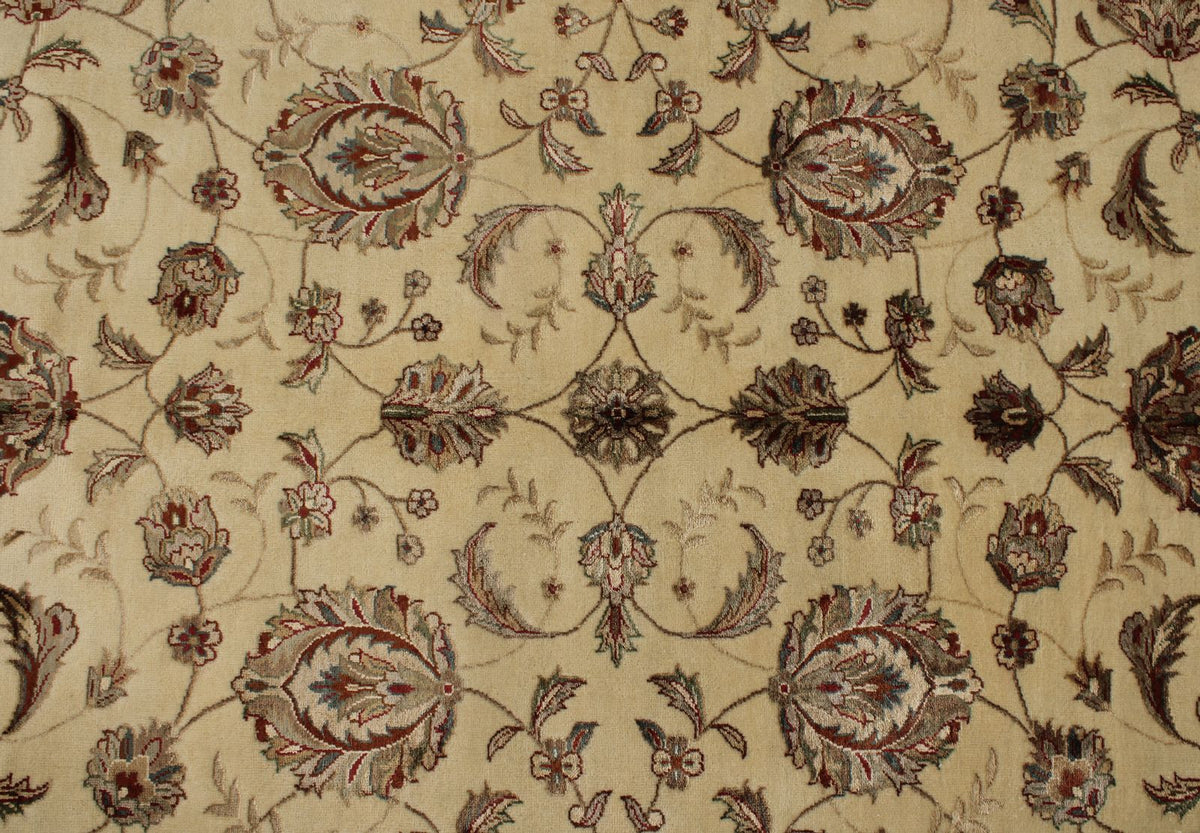 8x10 Ivory and Black Turkish Silk Rug