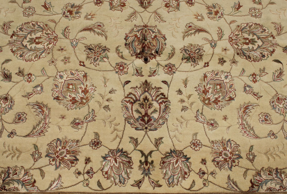 8x10 Ivory and Black Turkish Silk Rug