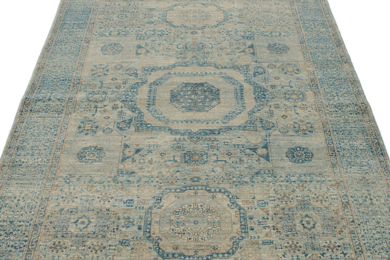 5x7 Beige and Blue Traditional Rug