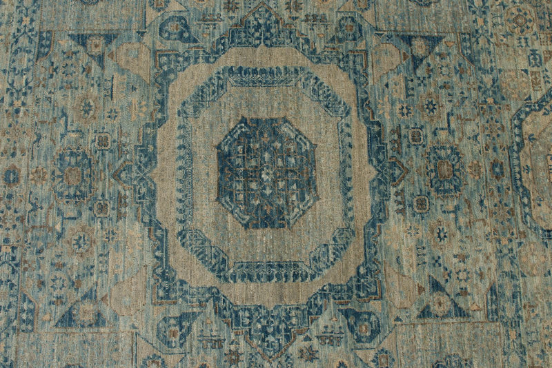 5x7 Beige and Blue Traditional Rug