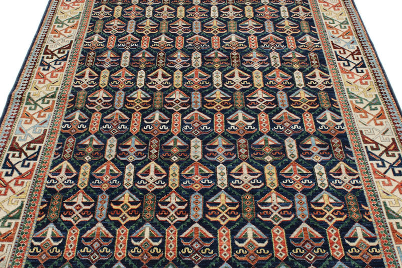 5x7 Navy and Beige Traditional Rug
