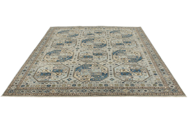 8x10 Gray and Gray Traditional Rug