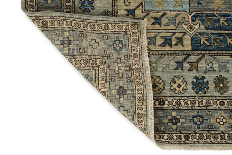 8x10 Gray and Gray Traditional Rug