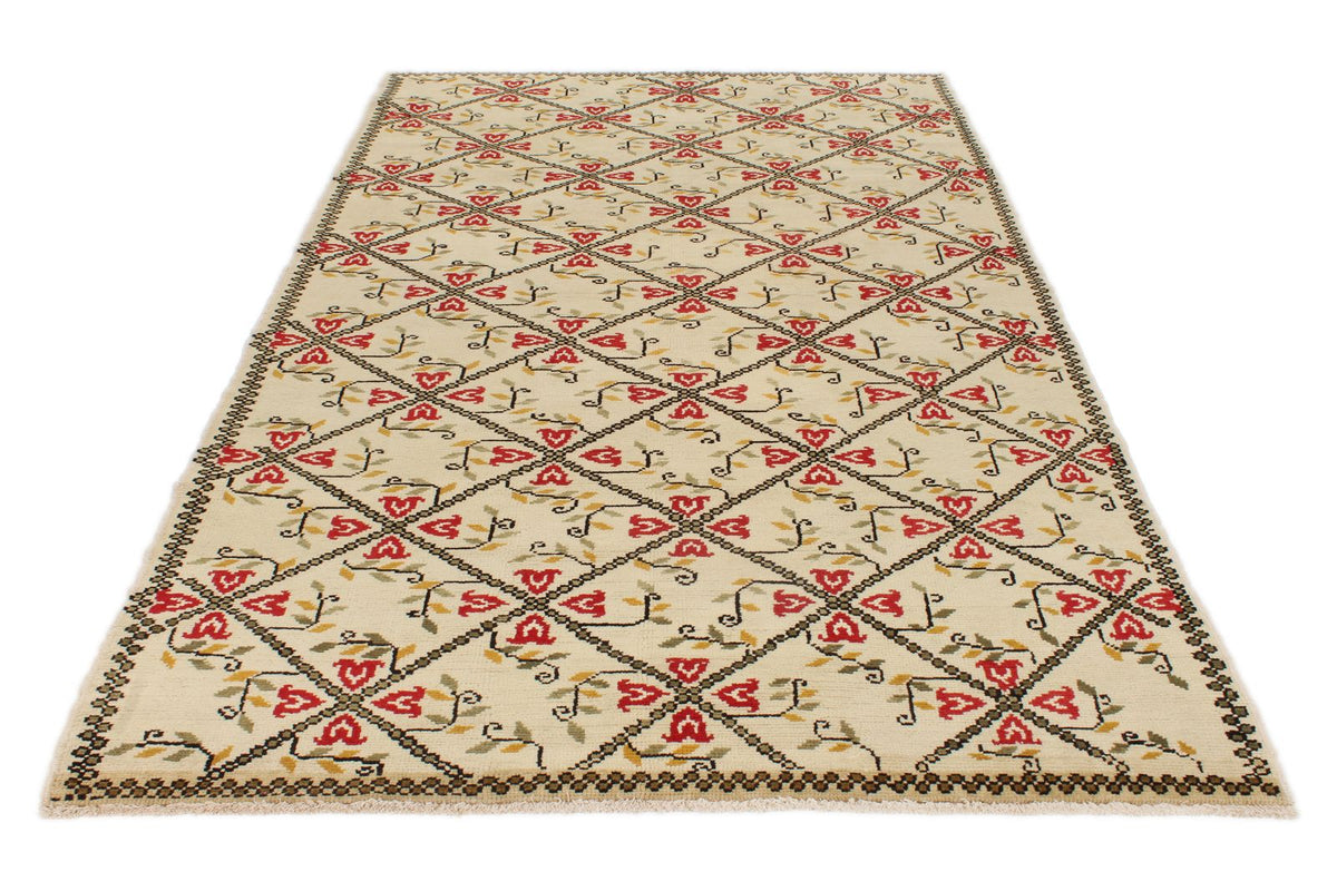 5x9 Ivory and Red Turkish Tribal Rug