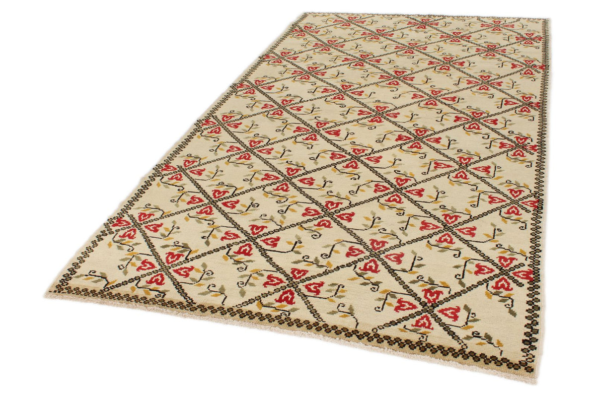 5x9 Ivory and Red Turkish Tribal Rug