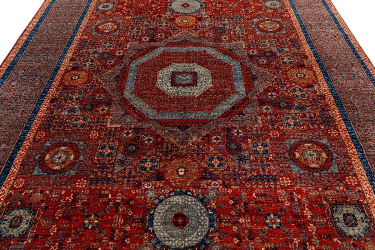 8x10 Light Gray and Ivory Turkish Tribal Rug
