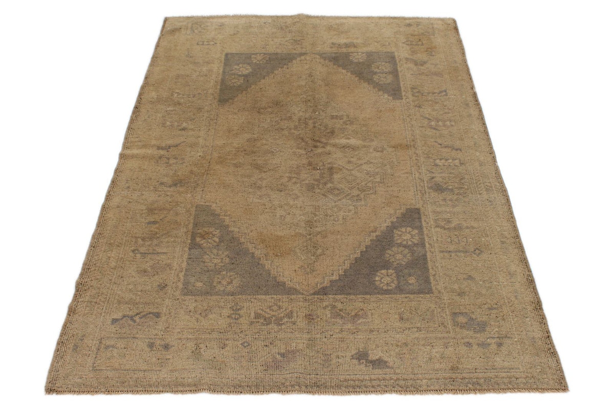 4x7 Ivory Turkish Tribal Rug