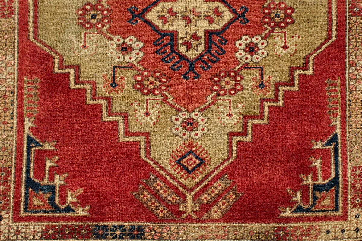 5x9 Red and Green Turkish Tribal Rug