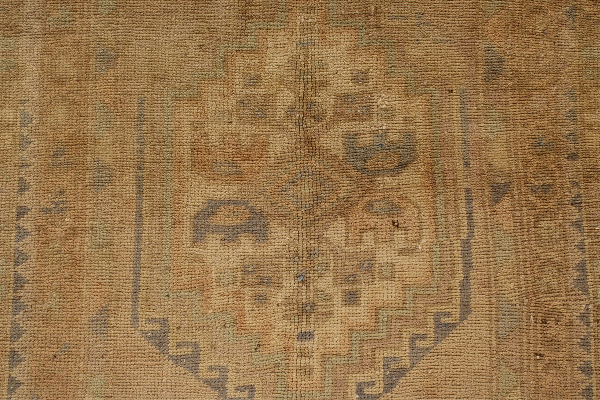 4x6 Ivory Turkish Tribal Rug