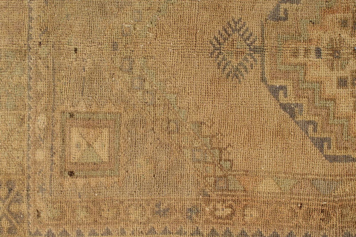 4x6 Ivory Turkish Tribal Rug