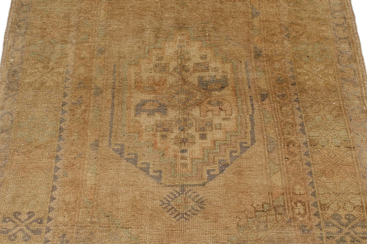 4x6 Ivory Turkish Tribal Rug