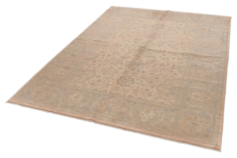 5x8 Pink and Gray Traditional Rug
