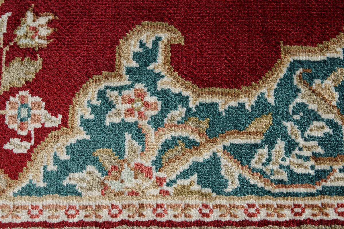 2x3 Red and Ivory Turkish Silk Rug