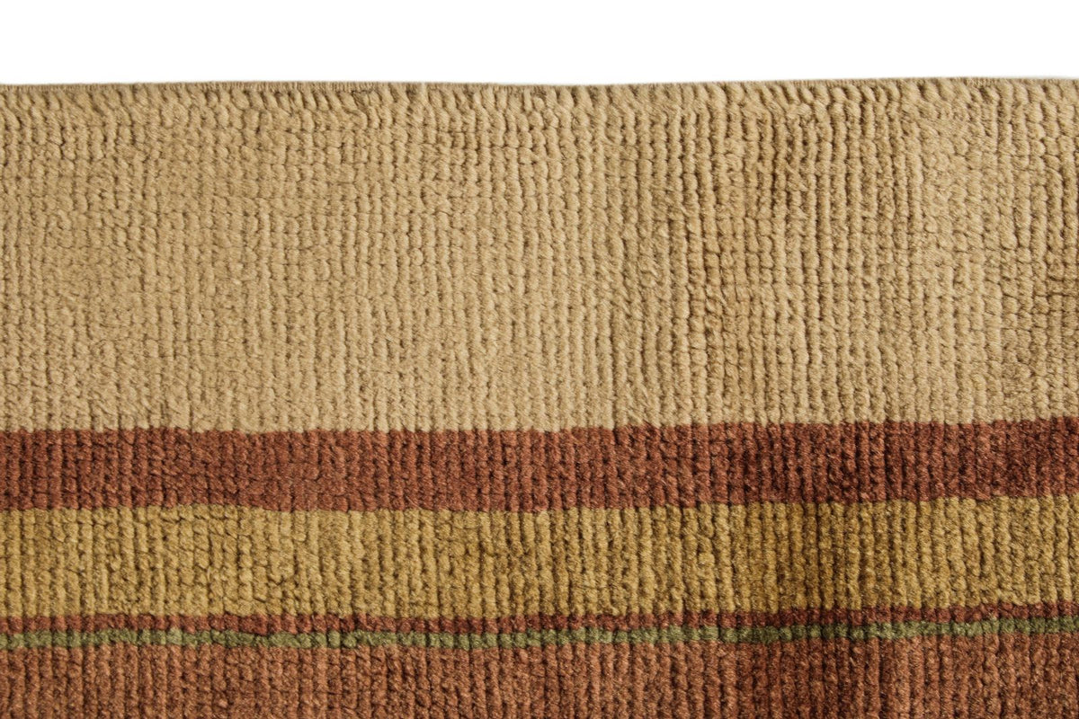 18x24 Beige and Green Traditional Rug