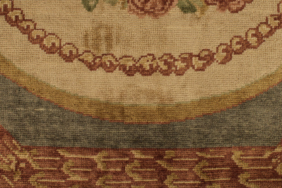 18x24 Beige and Green Traditional Rug