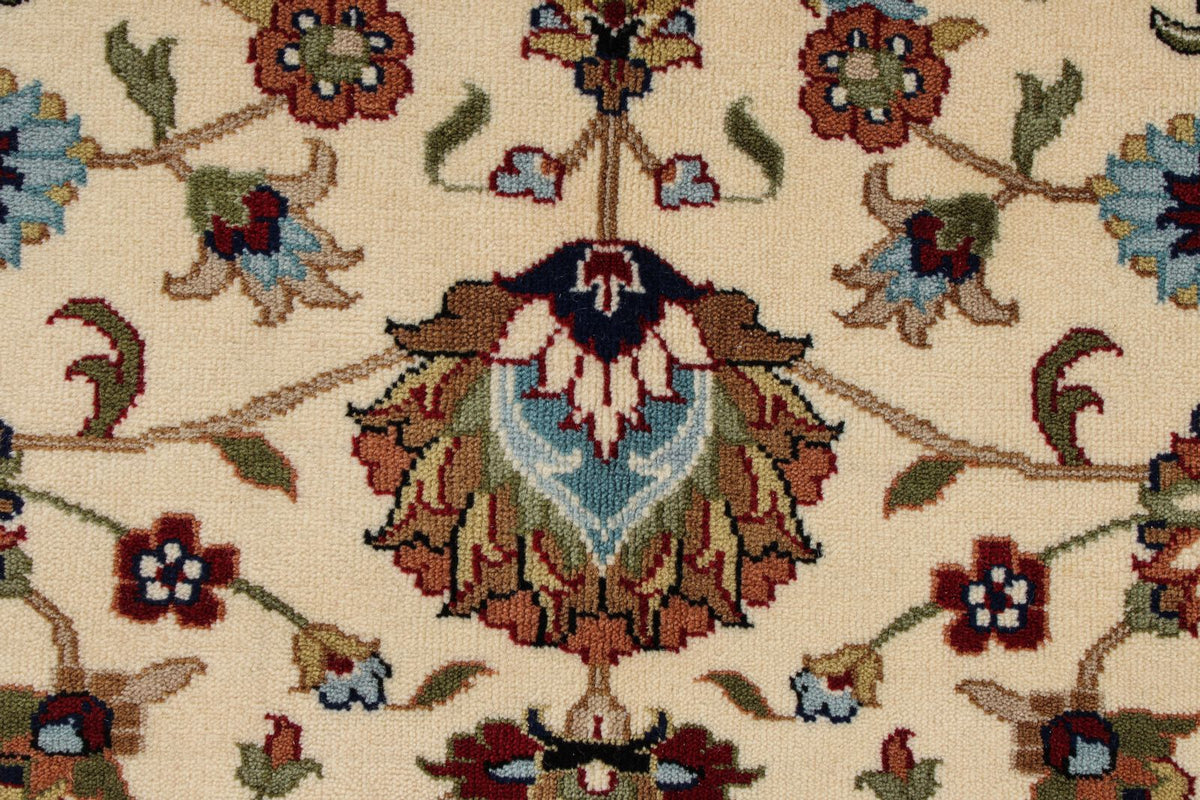8x10 Ivory and Red Turkish Traditional Rug