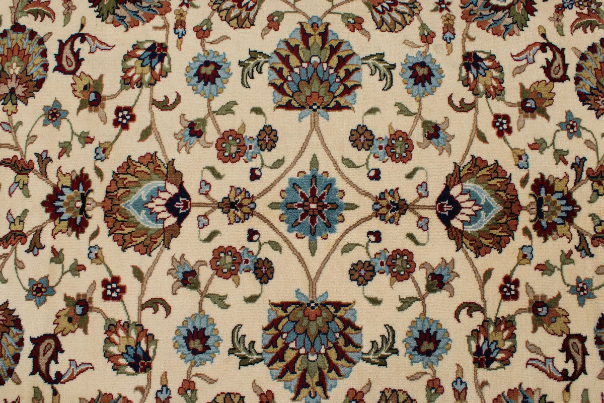 8x10 Ivory and Red Turkish Traditional Rug