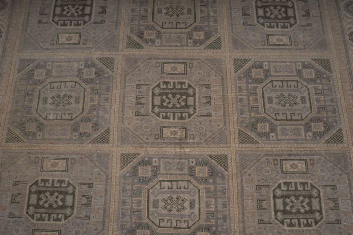 5x7 Multicolor and Ivory Turkish Traditional Rug
