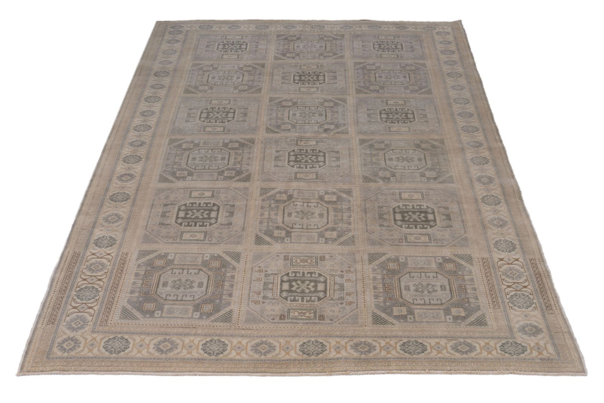 5x7 Multicolor and Ivory Turkish Traditional Rug